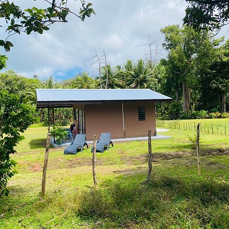 Huahine Serenity Cottage Maroe Exterior photo