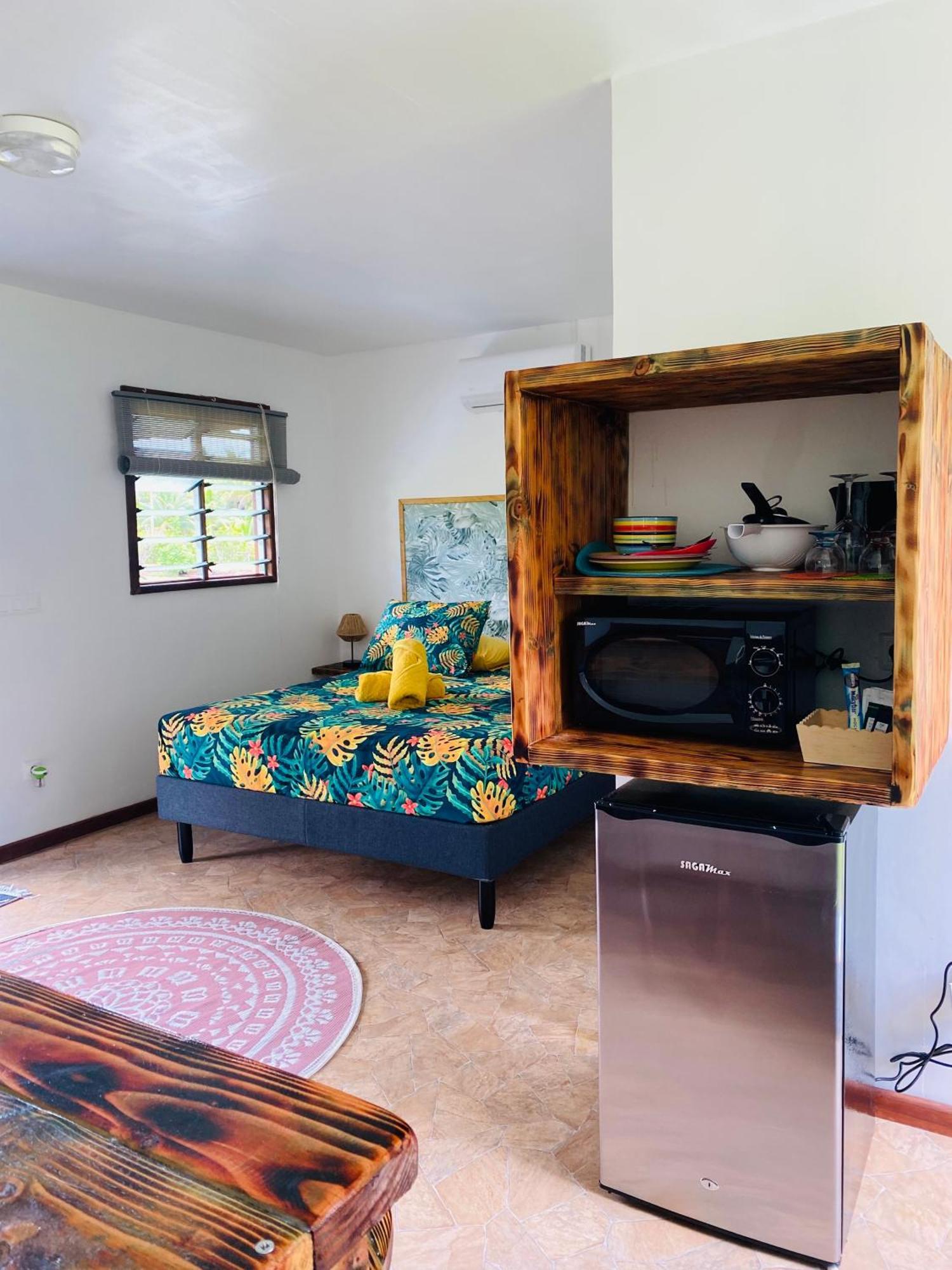 Huahine Serenity Cottage Maroe Exterior photo
